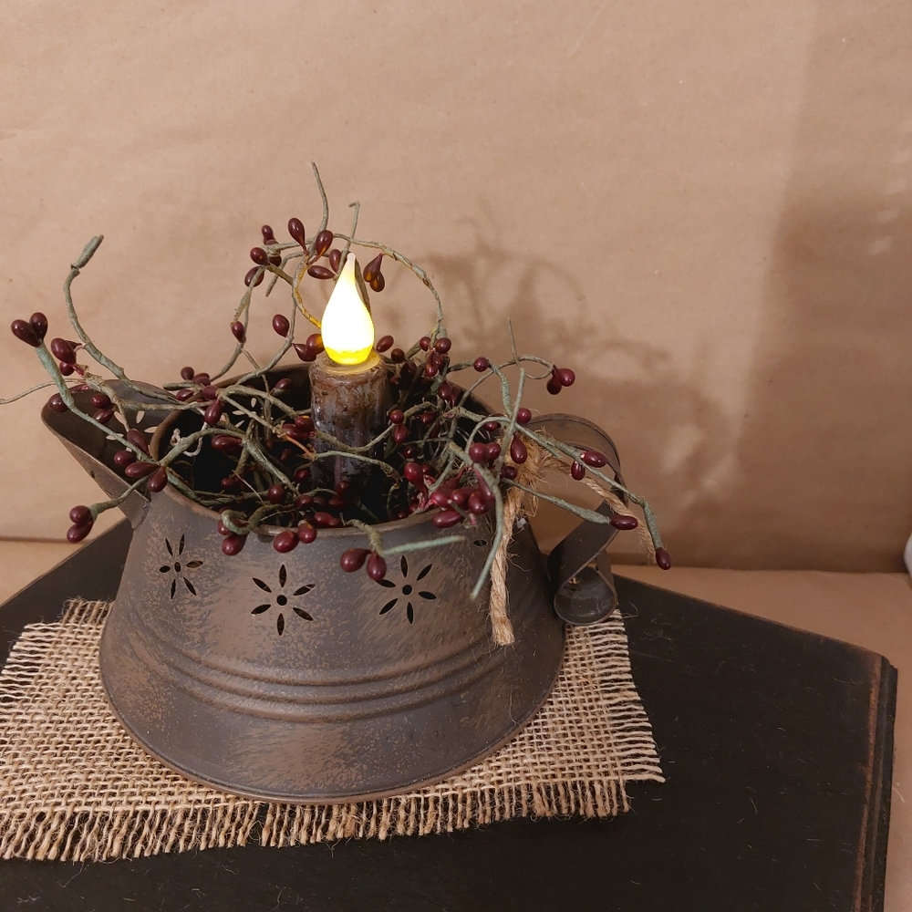 Rustic Table Centerpeice - Picture 5 of 5